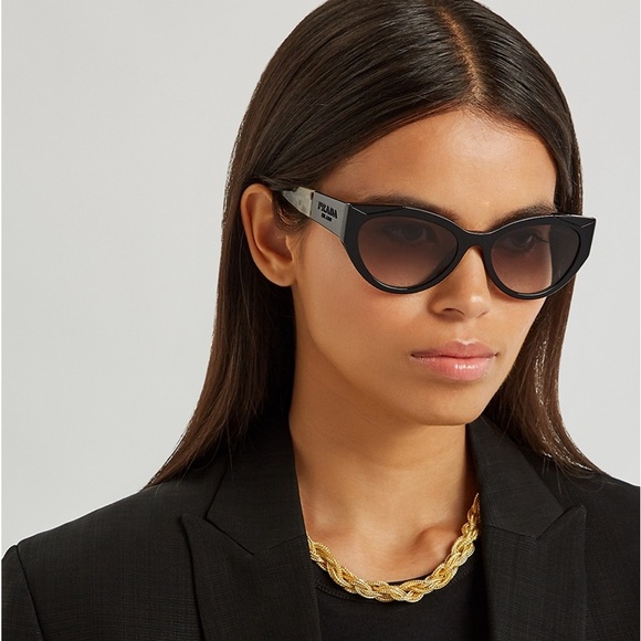 Ship Sameday- New 💯 Authentic Prada SPR03W Sunglasses - Picture 1 of 15